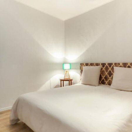 Appartement Sainte Claire Vintage - Welkeys Annecy Bagian luar foto